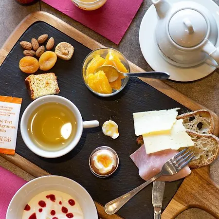 Confort Le Moulin Rouge