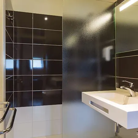 Confort Le Moulin Rouge Otel