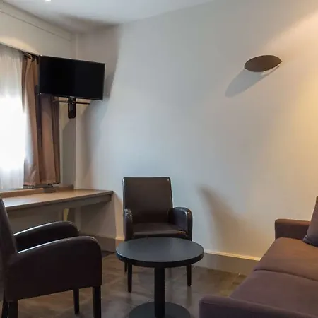 Confort Le Moulin Rouge 3*