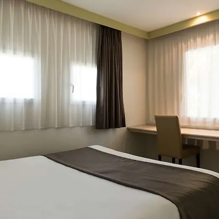 Confort Le Moulin Rouge