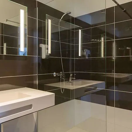 Ξενοδοχείο Confort Le Moulin Rouge