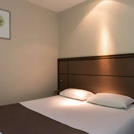 Confort Le Moulin Rouge Otel 3*