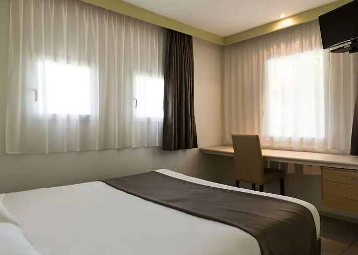 Confort Le Moulin Rouge