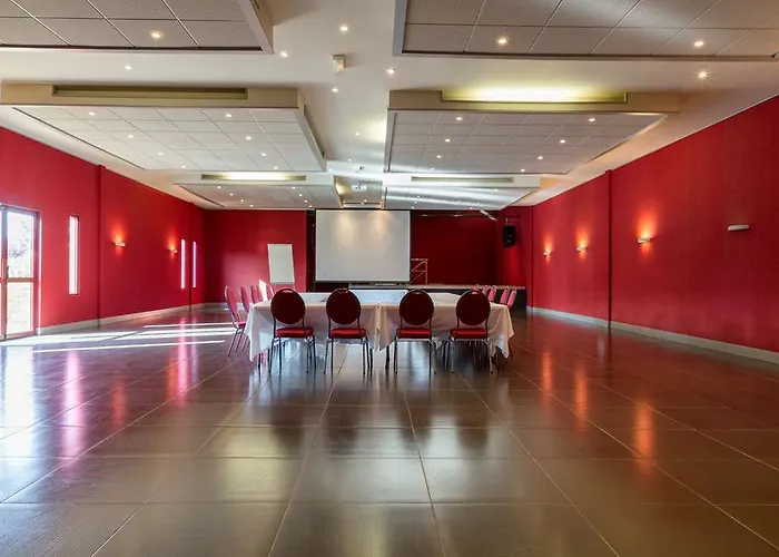 Confort Le Moulin Rouge Terrasson